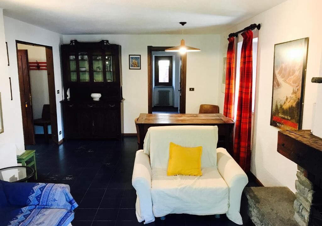 Photo of Livingroom in Pallusieux