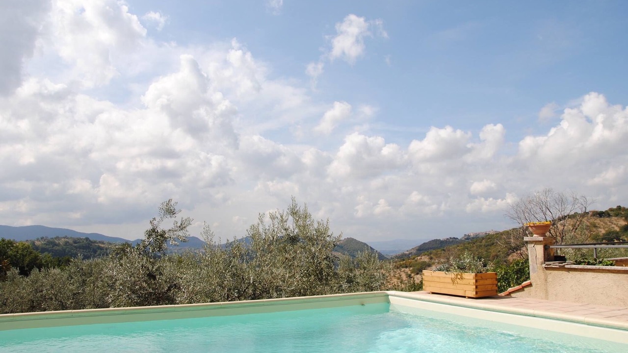 Photo of Outdoor in Mompeo