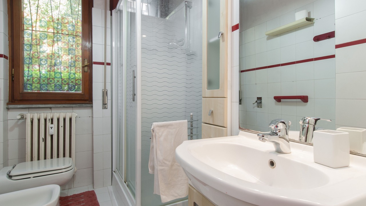 Photo of Bathroom in Villa San Giovanni