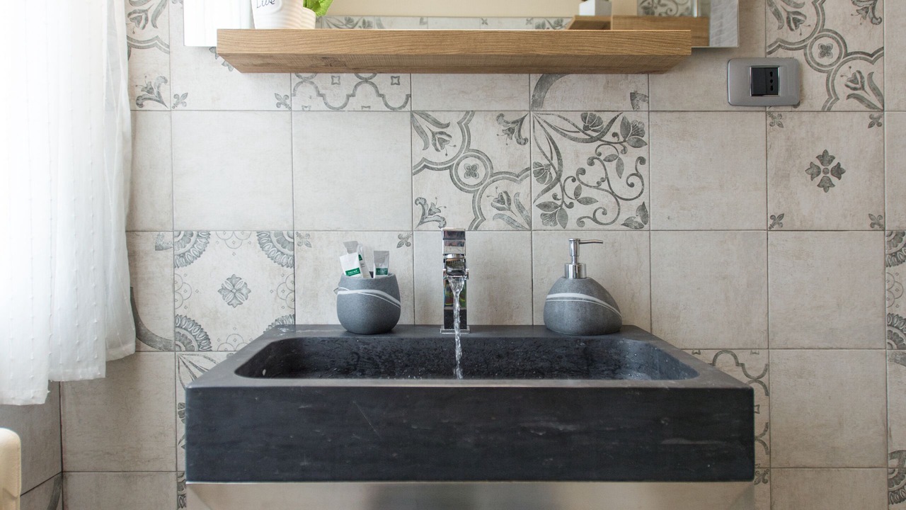 Photo of Bathroom in Sirmione