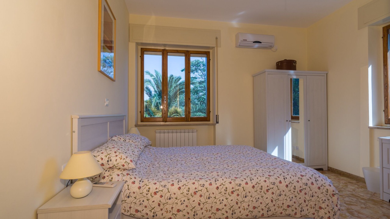 Photo of Bedroom in Torino di Sangro