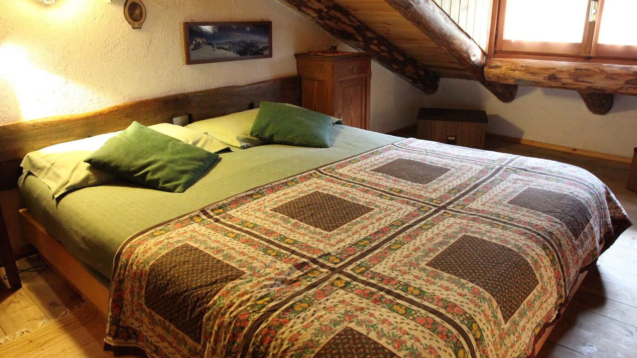Photo of Bedroom in Courmayeur