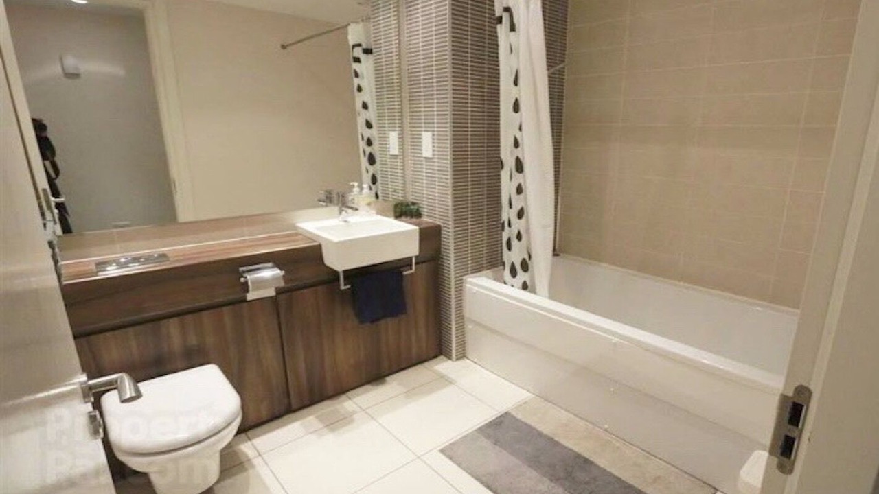 Photo of Bathroom in Titanic Quarter