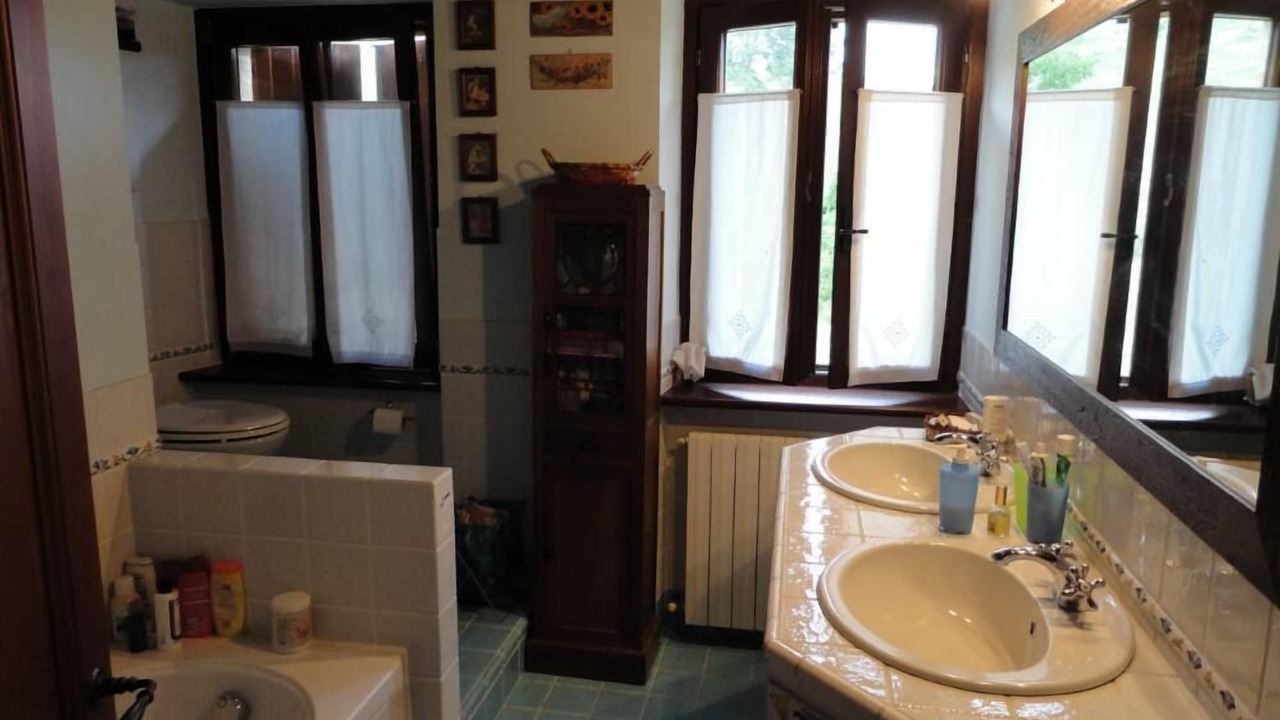 Photo of Bathroom in Amandola