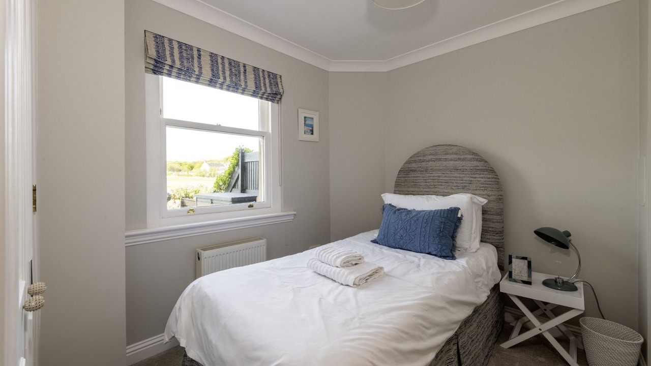 Photo of Bedroom in Leven