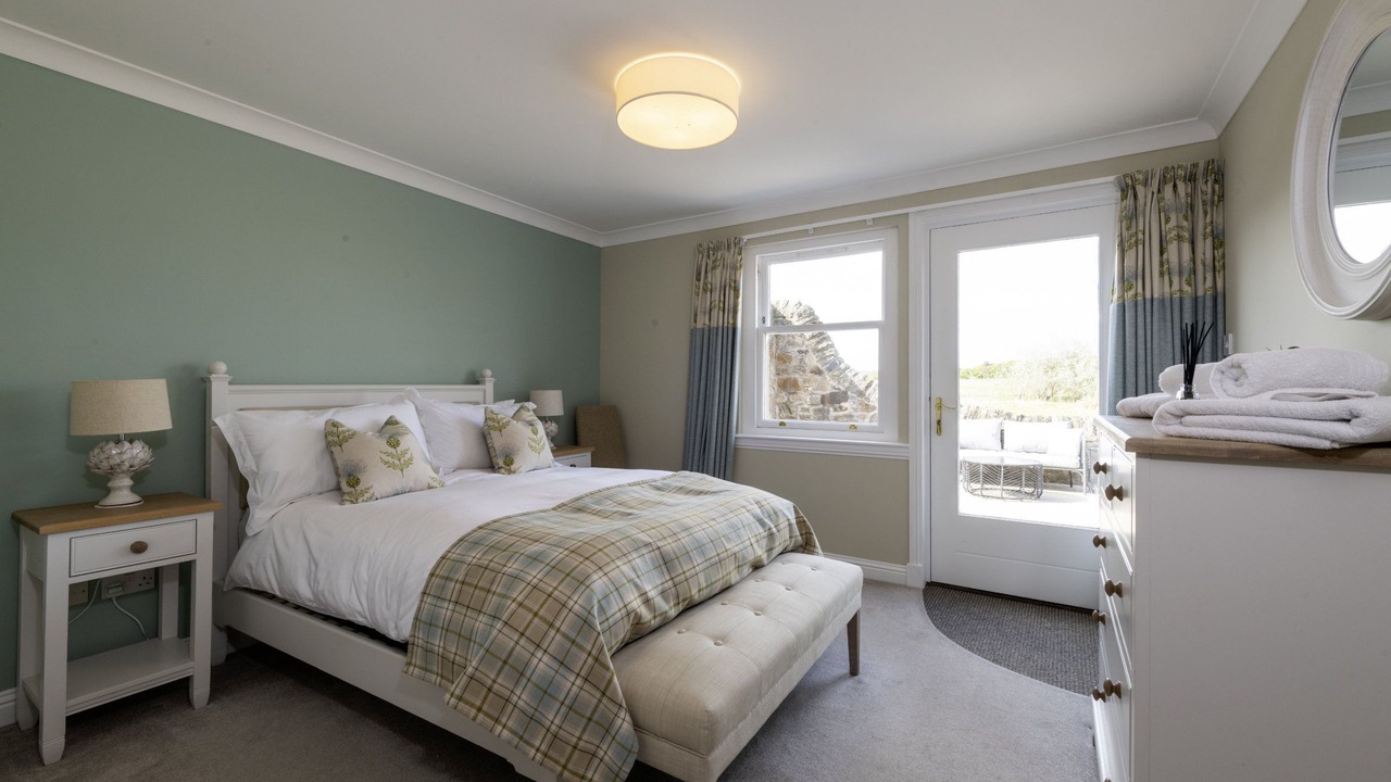 Photo of Bedroom in Leven