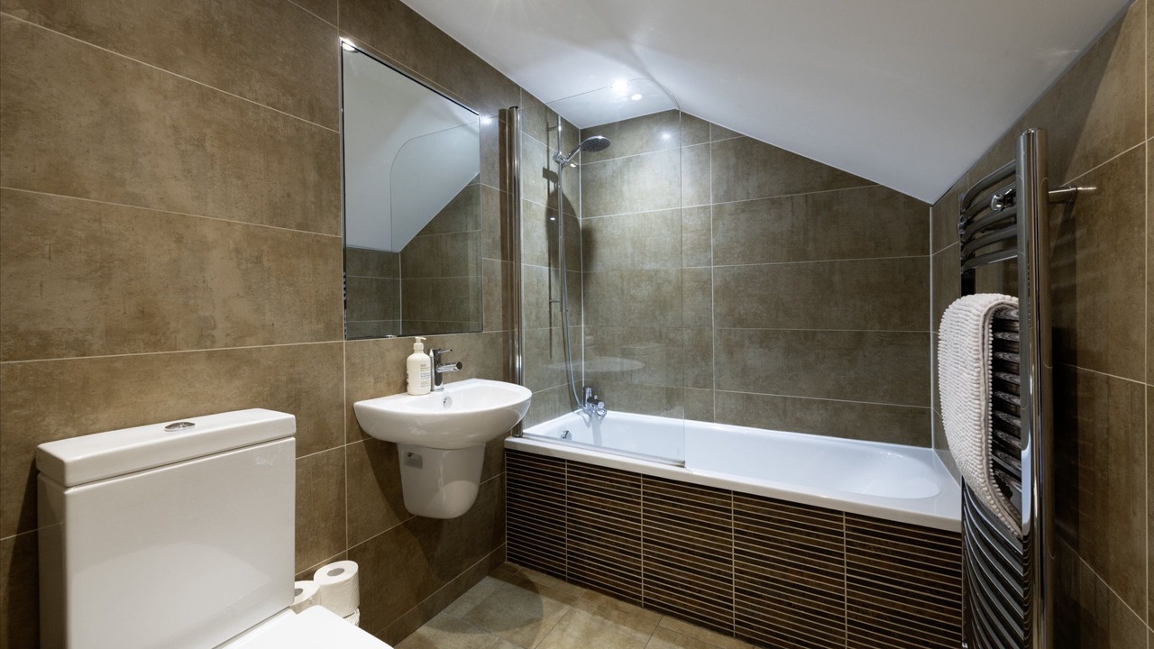 Photo of Bathroom in Leven
