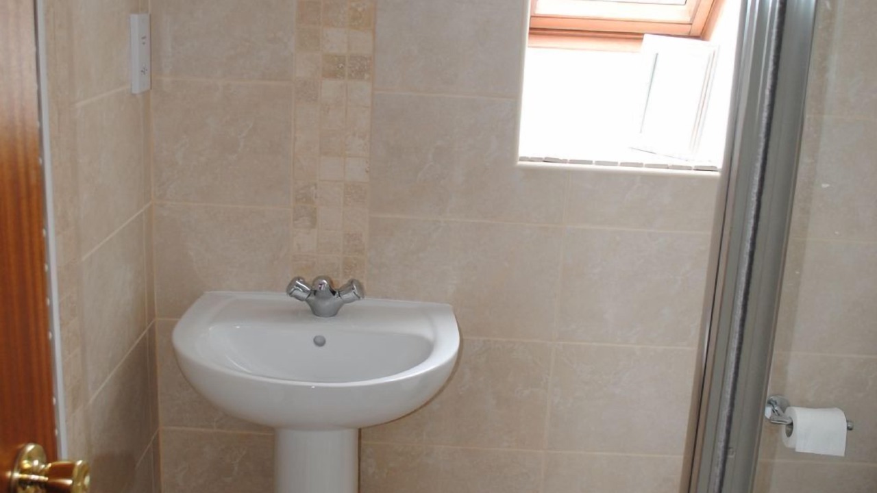 Photo of Bathroom in Lower Largo