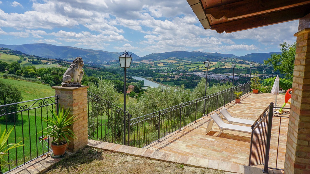 Photo of Patio Balcony in Tolentino