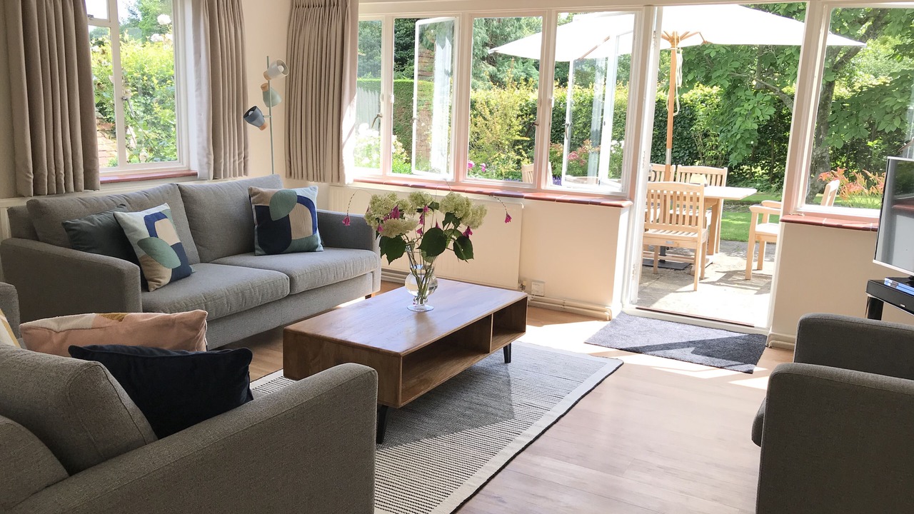 Photo of Livingroom in Piltdown