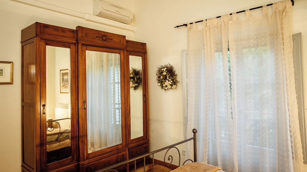 Photo of Bedroom in Montespertoli