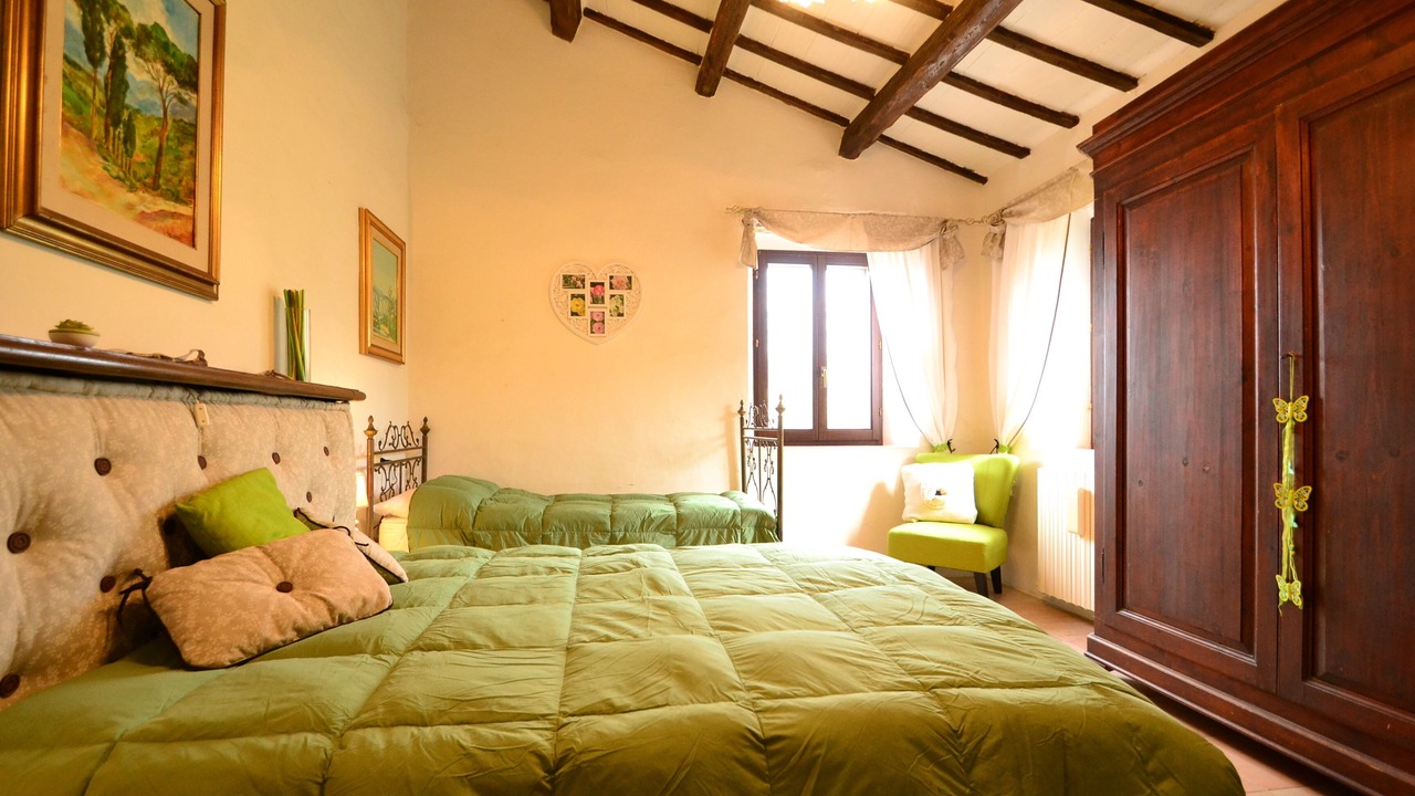 Photo of Bedroom in Serra San Quirico