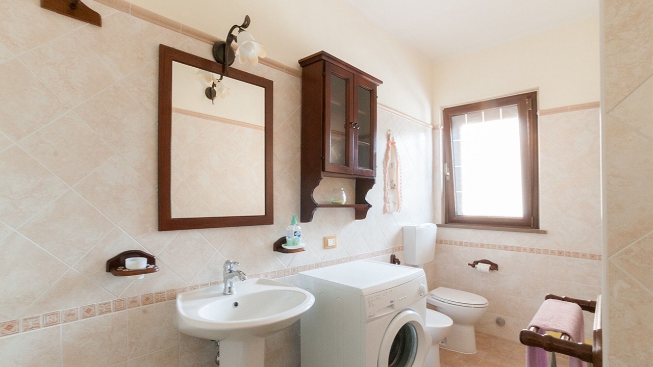 Photo of Bathroom in Pianella