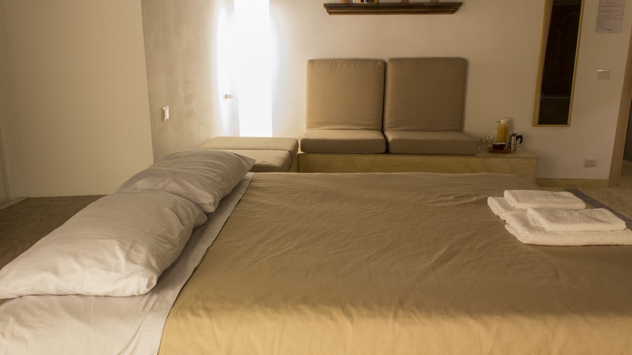 Photo of Bedroom in Naples City Centre