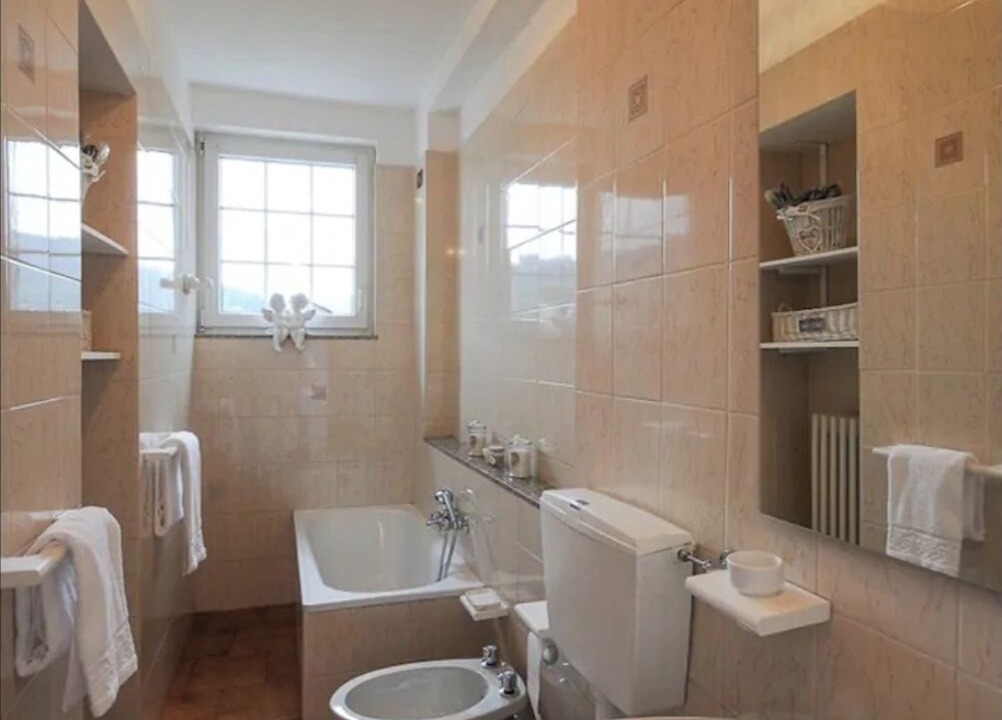 Photo of Bathroom in Laino