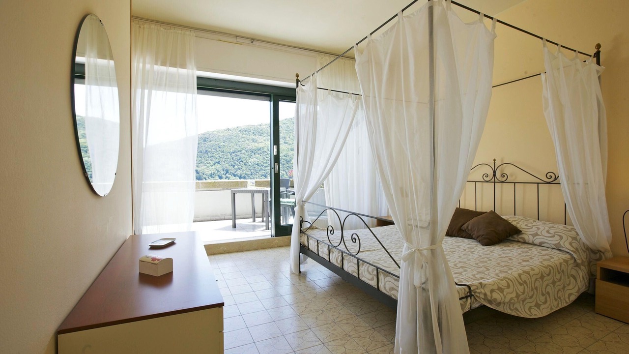 Photo of Bedroom in Cannobio