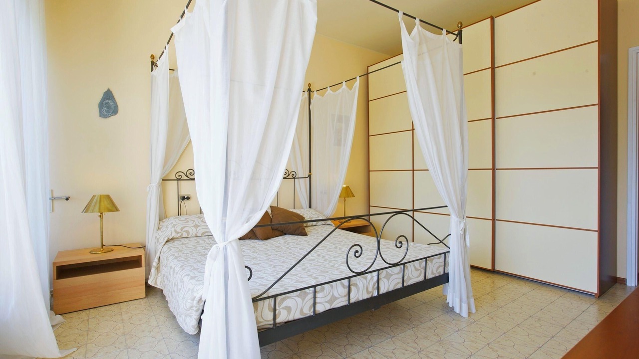 Photo of Bedroom in Cannobio