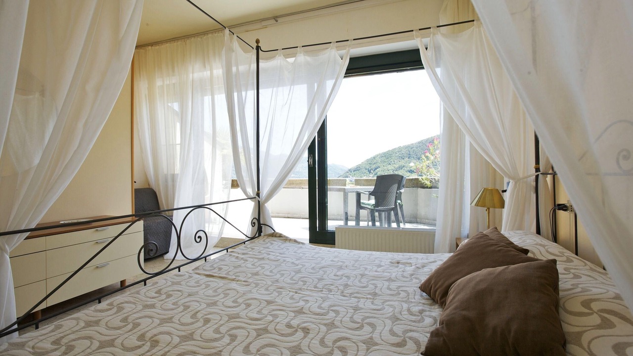 Photo of Bedroom in Cannobio
