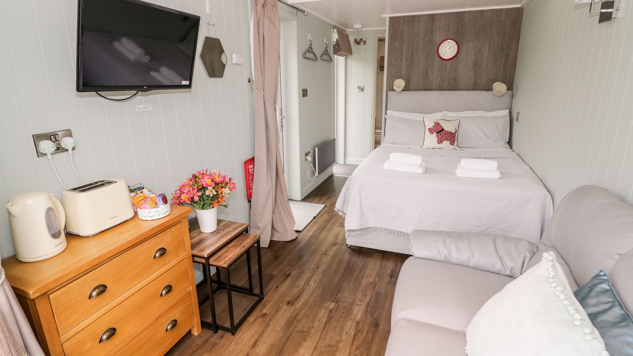 Photo of Bedroom in Bretforton