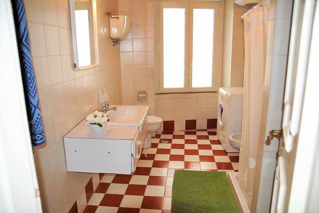 Photo of Bathroom in Gaeta