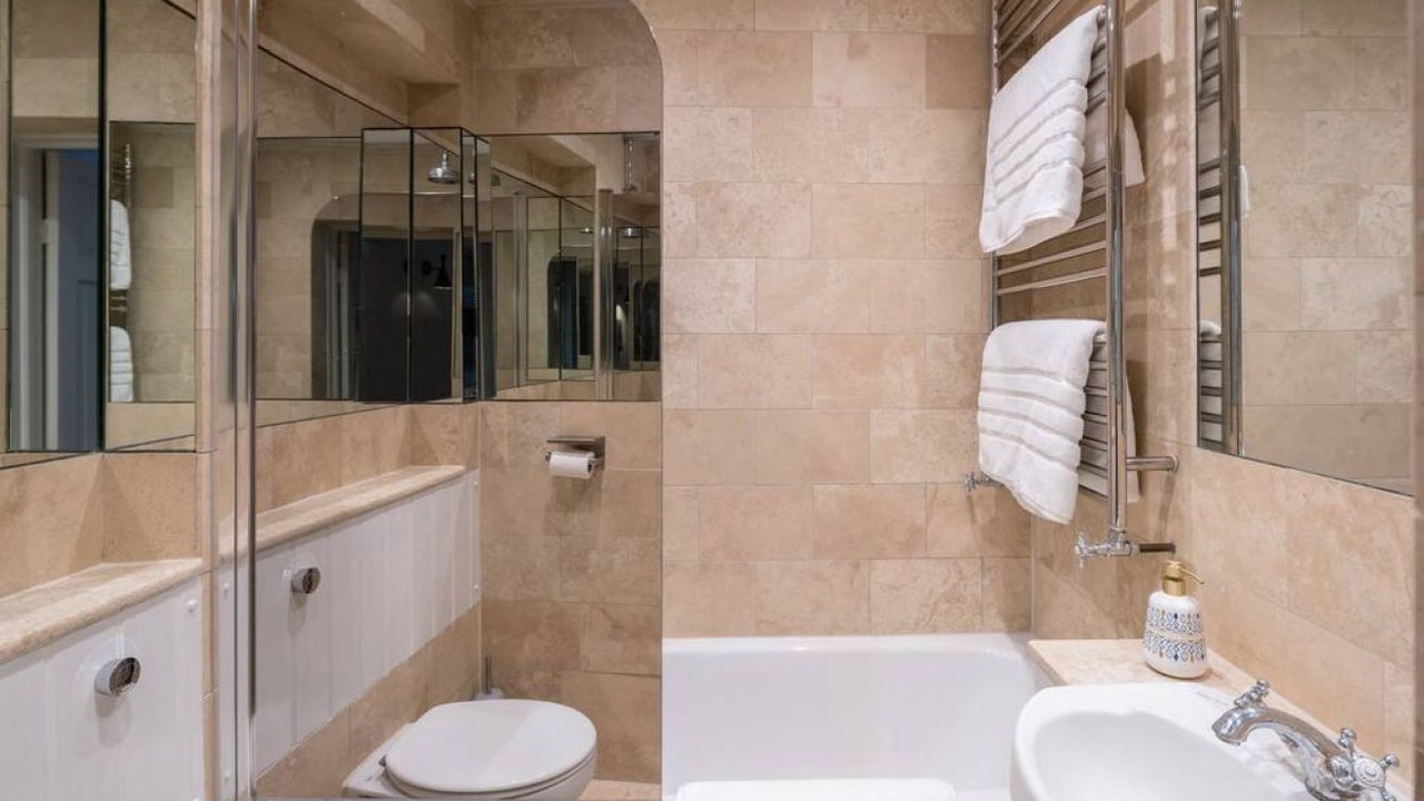Photo of Bathroom in Warwick