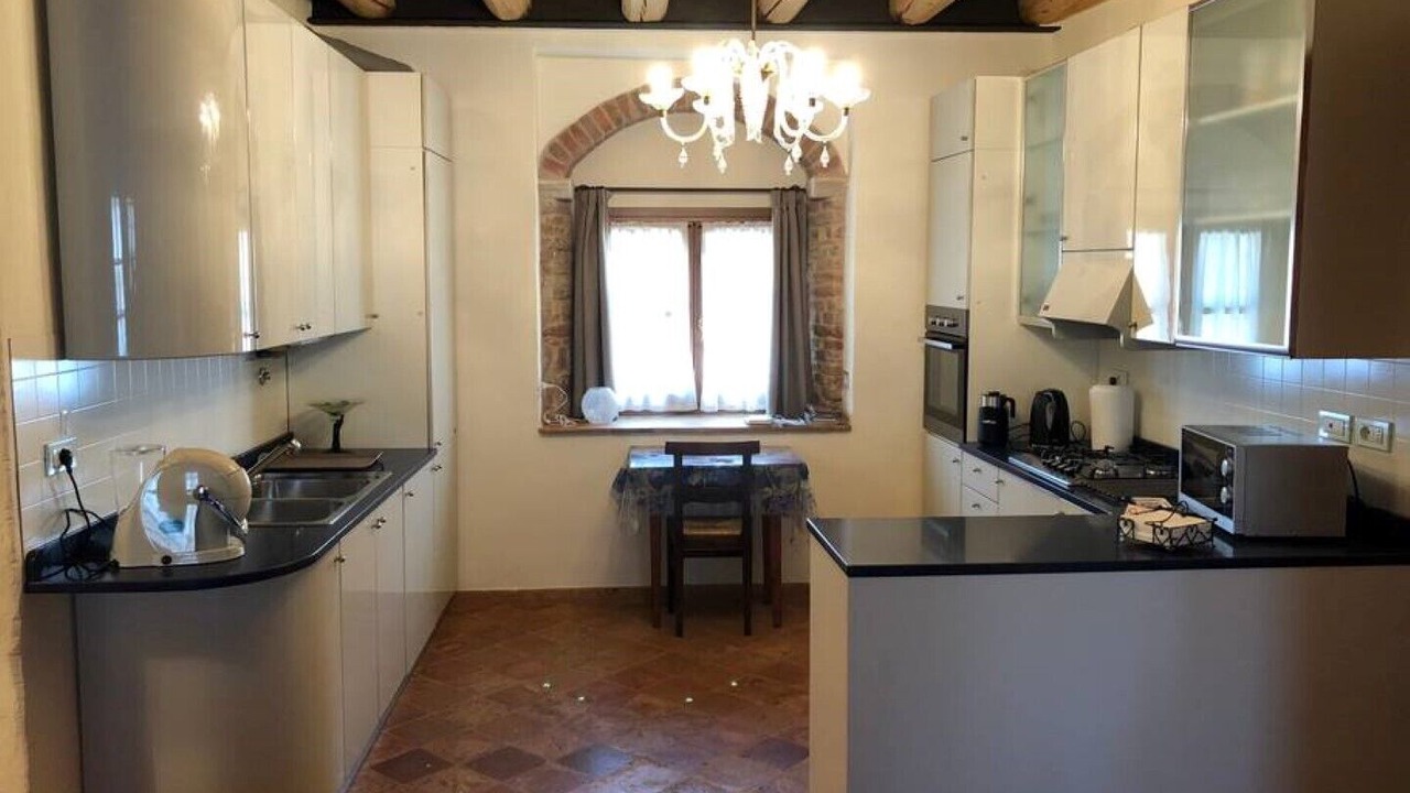 Photo of Kitchen in Ovest