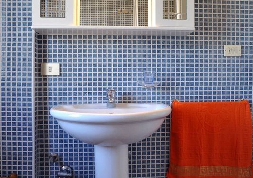 Photo of Bathroom in Silvi