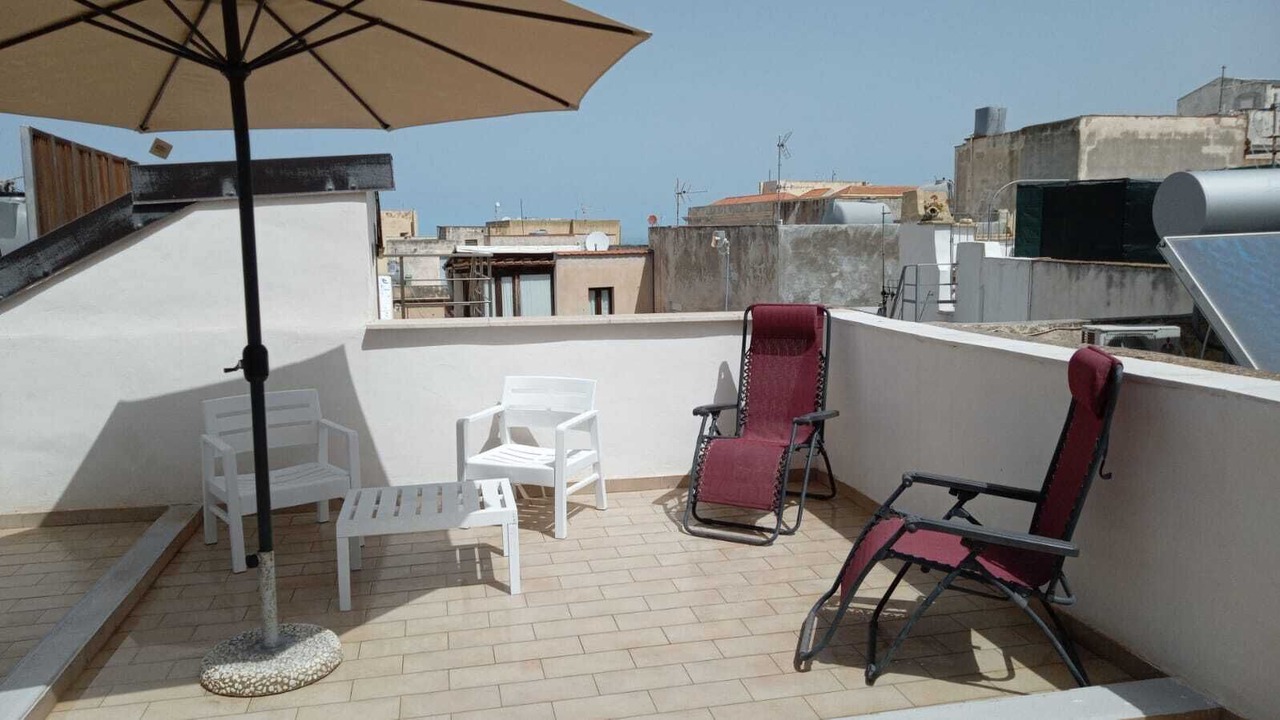 Photo of Patio Balcony in Trapani City Centre