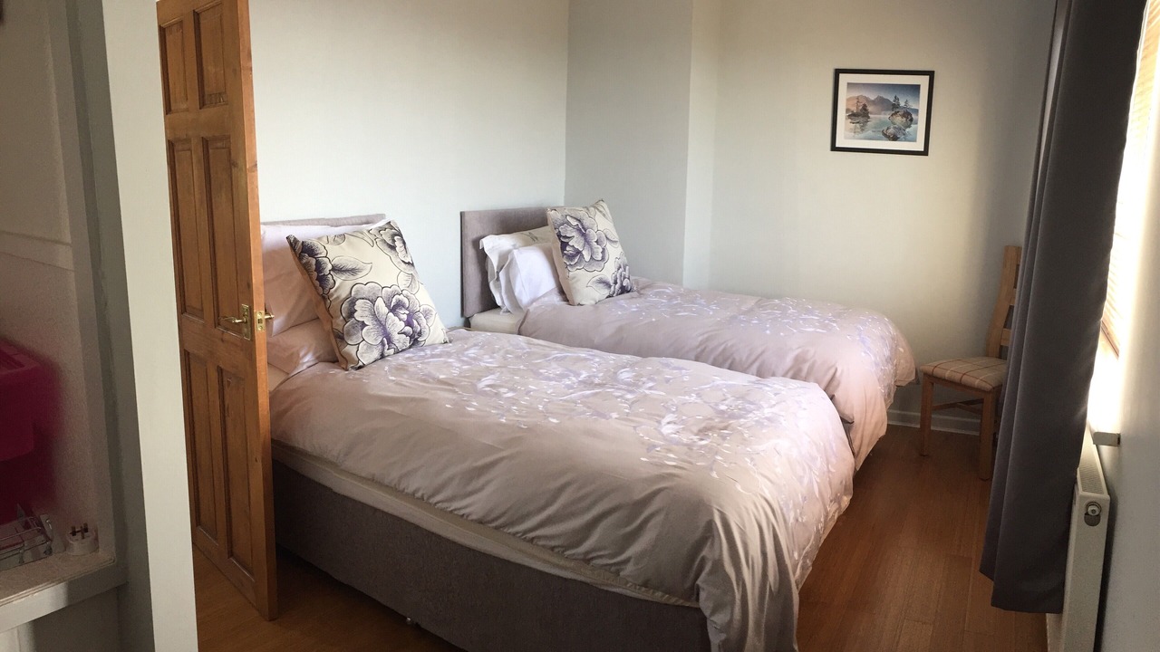 Photo of Bedroom in Crynant