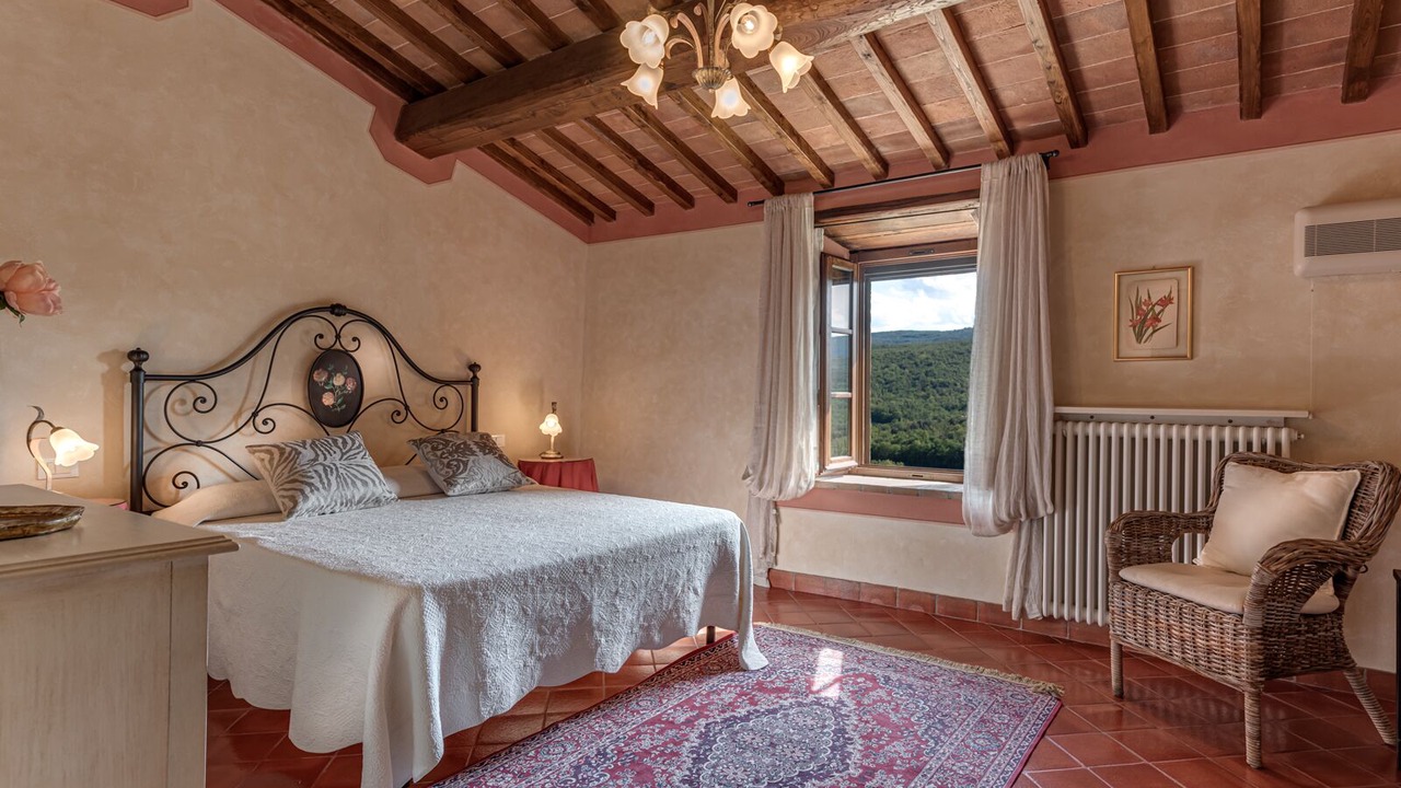 Photo of Bedroom in Simignano
