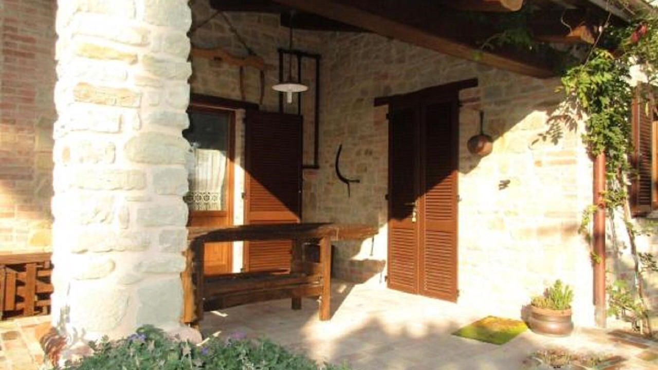 Photo of Patio Balcony in SantʼAngelo in Pontano
