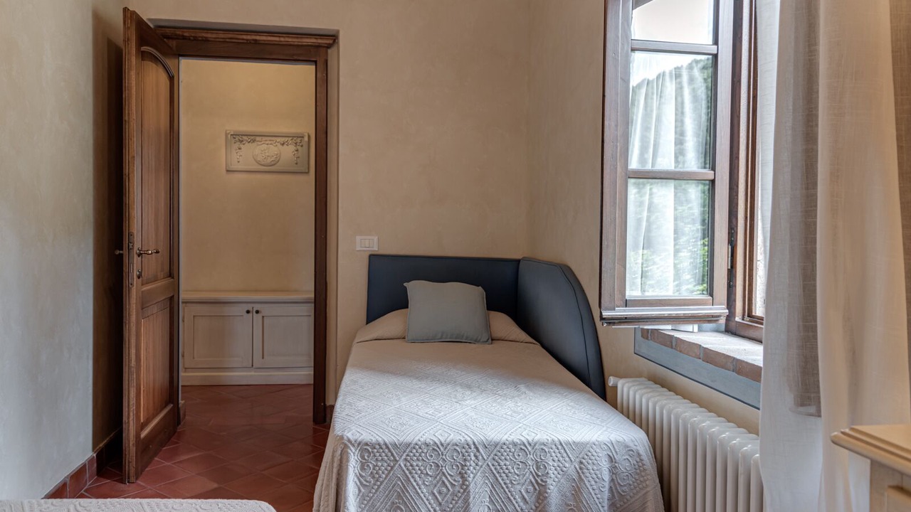 Photo of Bedroom in Simignano