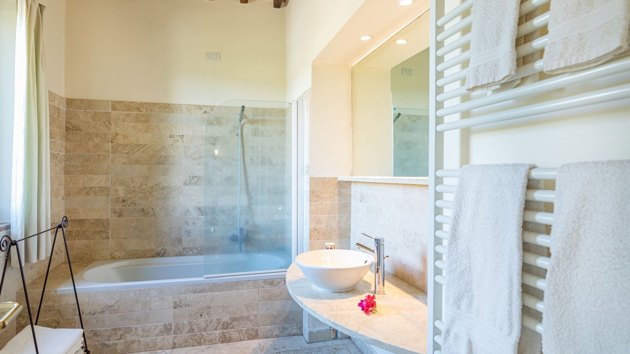Photo of Bathroom in Buonconvento