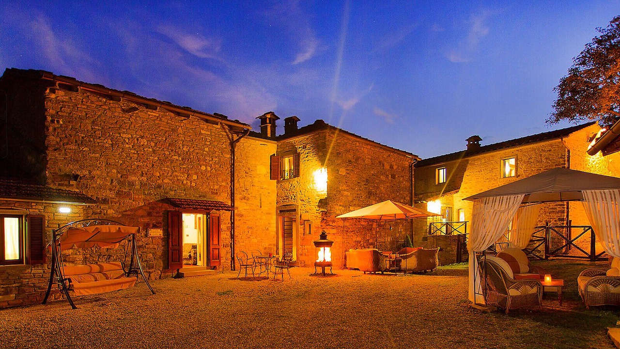 Photo of Patio Balcony in Caprese Michelangelo
