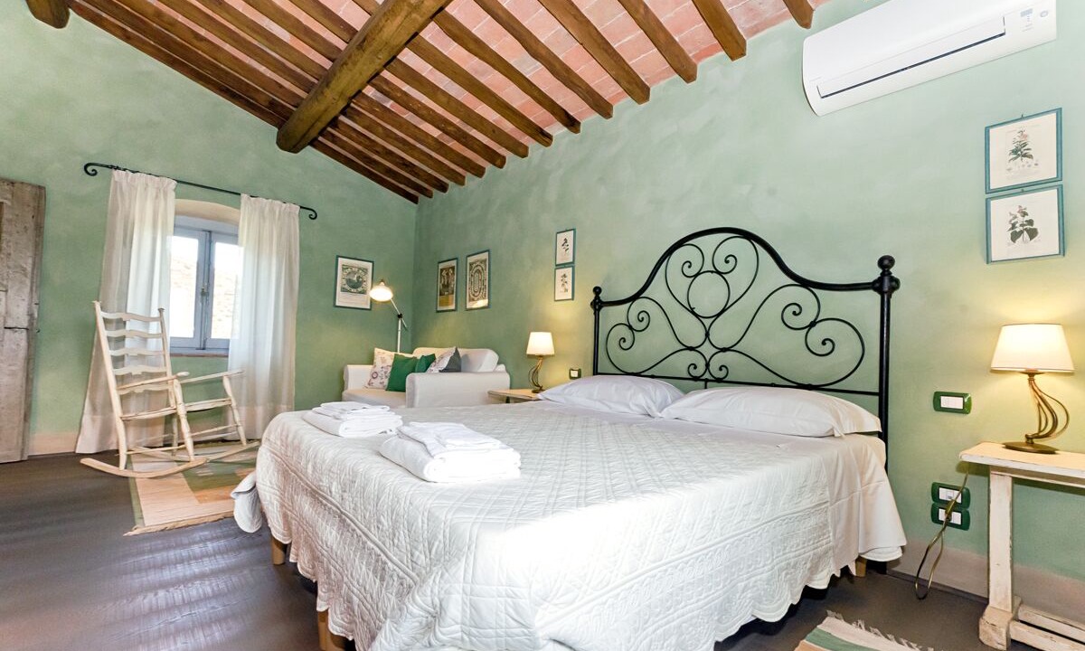 Photo of Bedroom in Barberino Tavarnelle