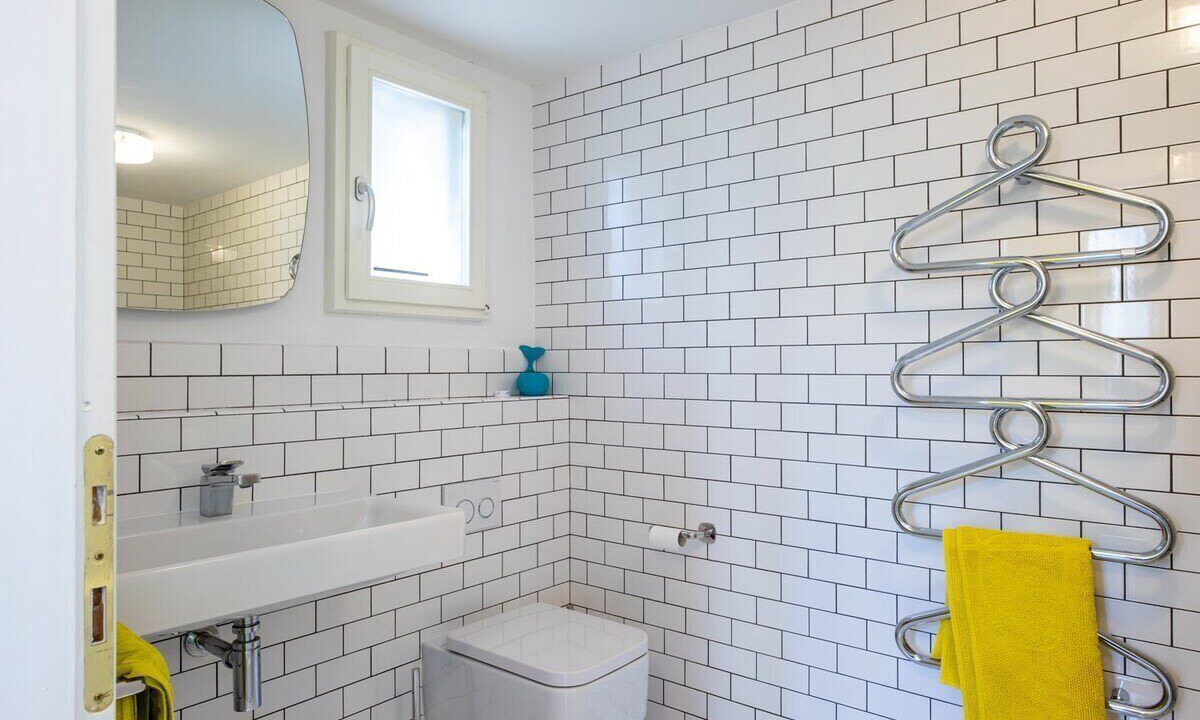 Photo of Bathroom in Suna