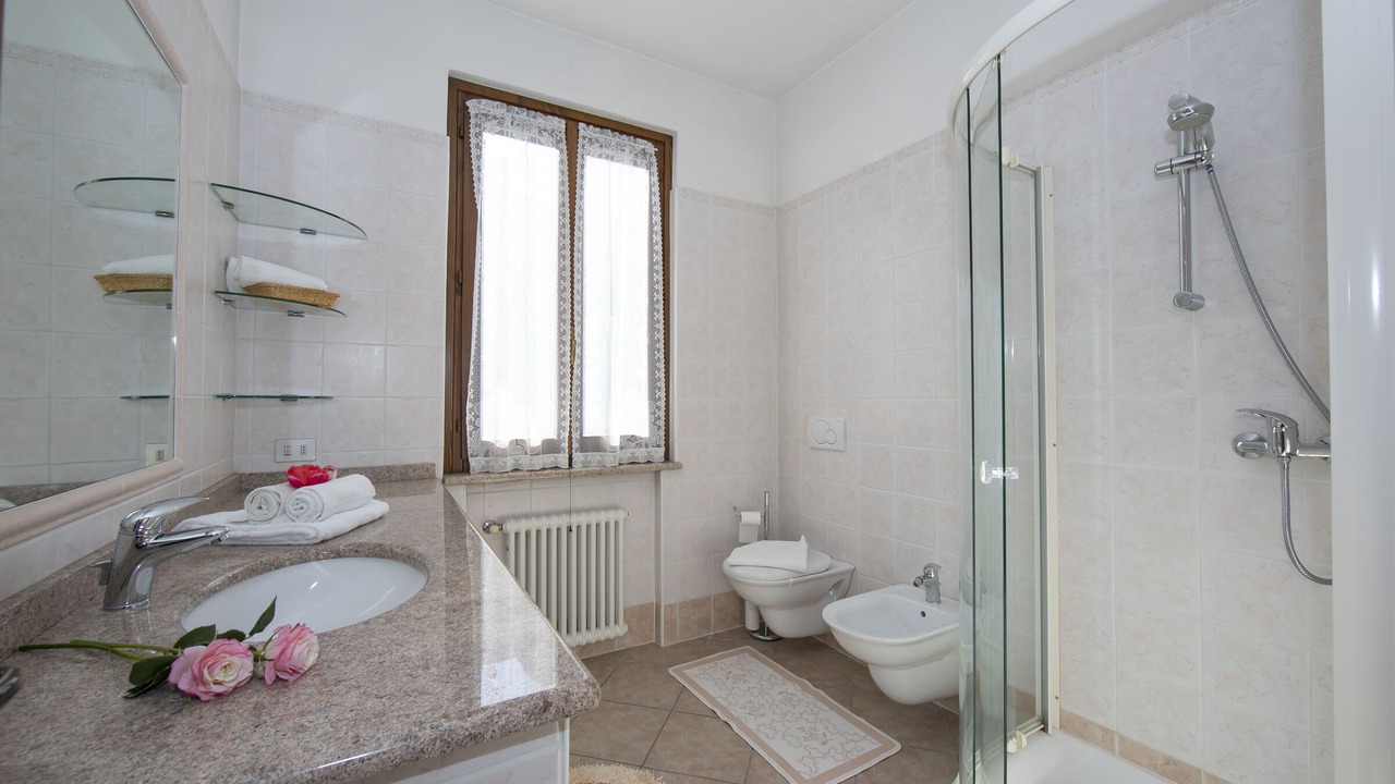 Photo of Bathroom in Leggiuno