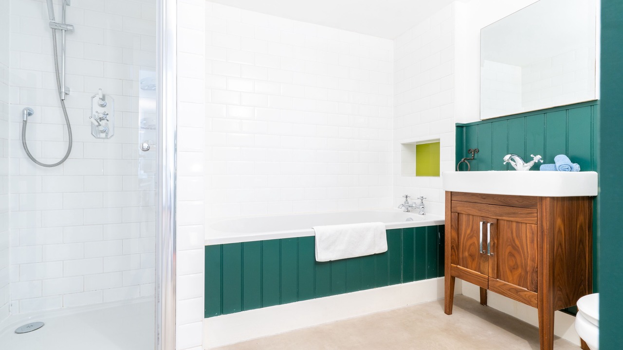 Photo of Bathroom in Sennen