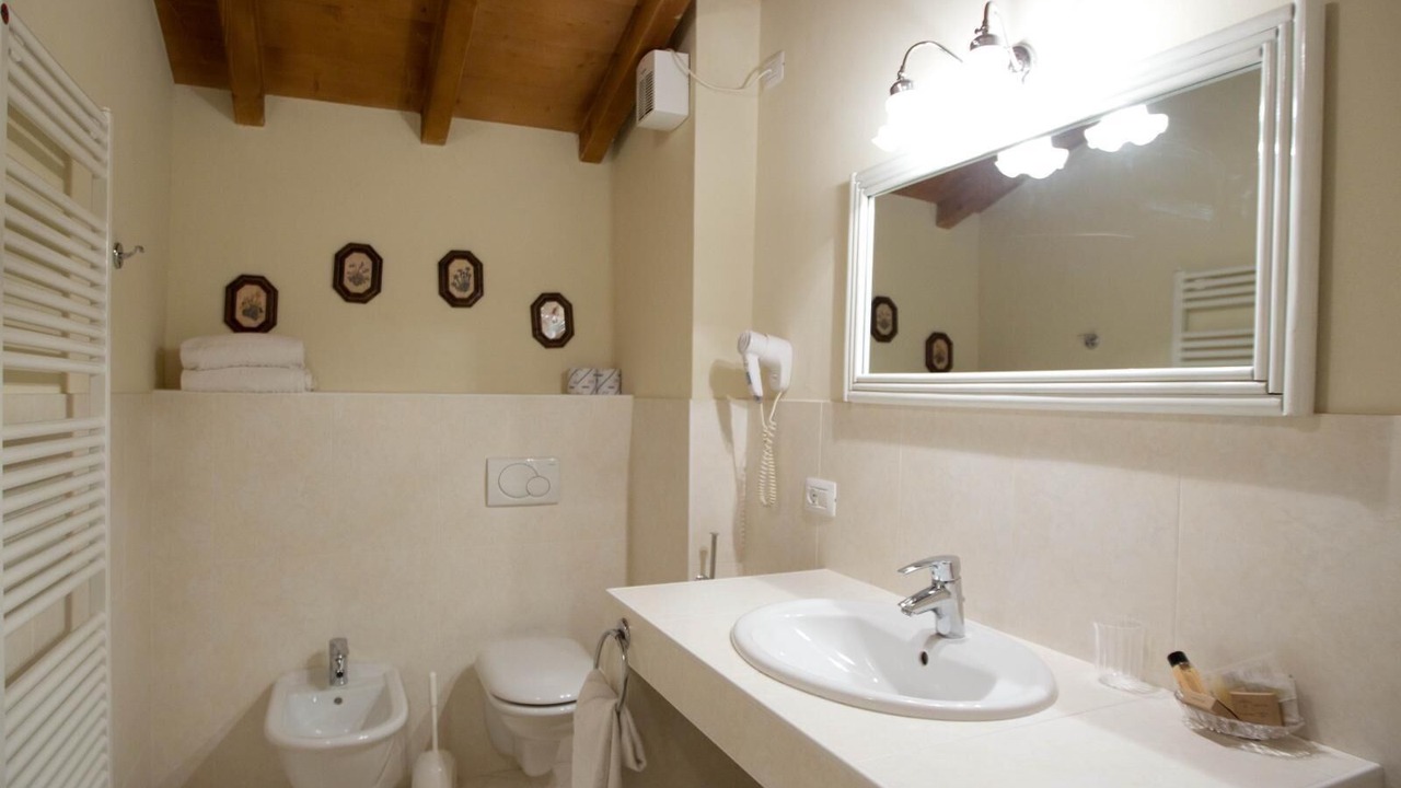 Photo of Bathroom in Peschiera del Garda