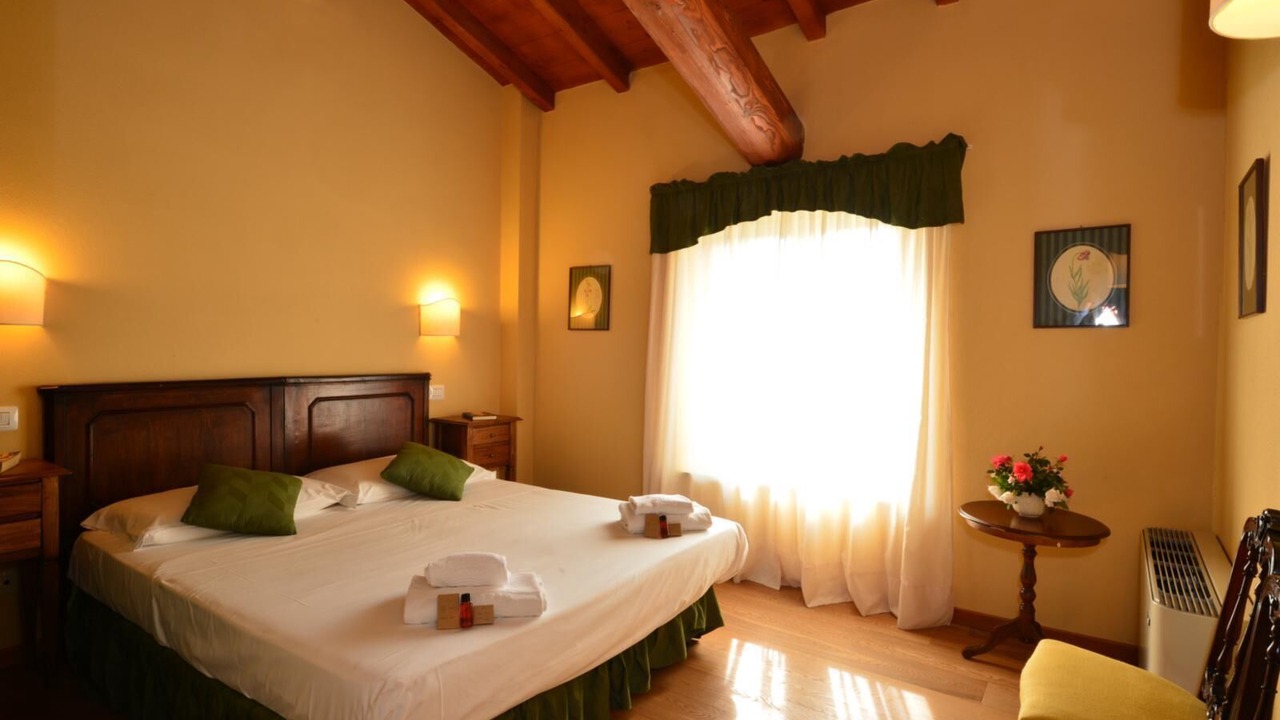Photo of Bedroom in Peschiera del Garda