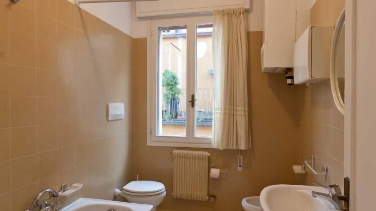 Photo of Bathroom in Dorsoduro