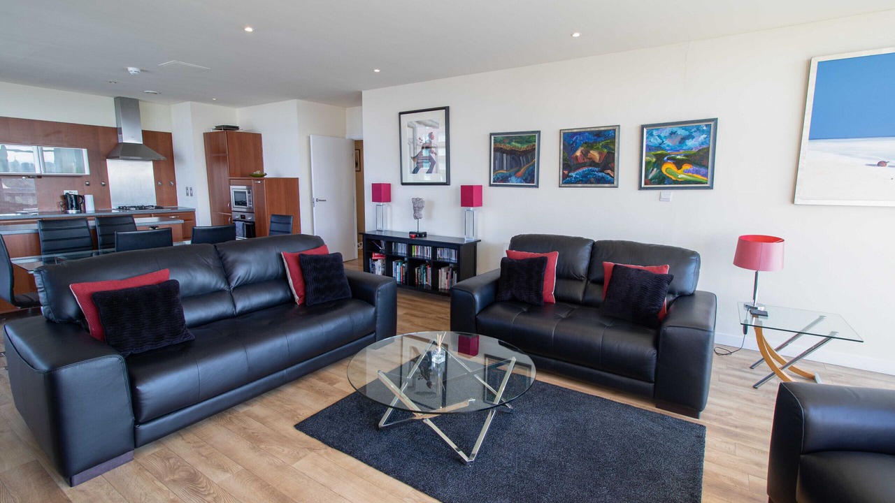 Photo of Livingroom in Glasgow Westend