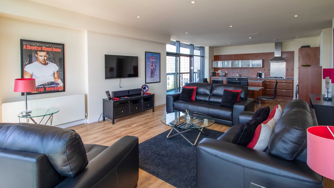 Photo of Livingroom in Glasgow Westend
