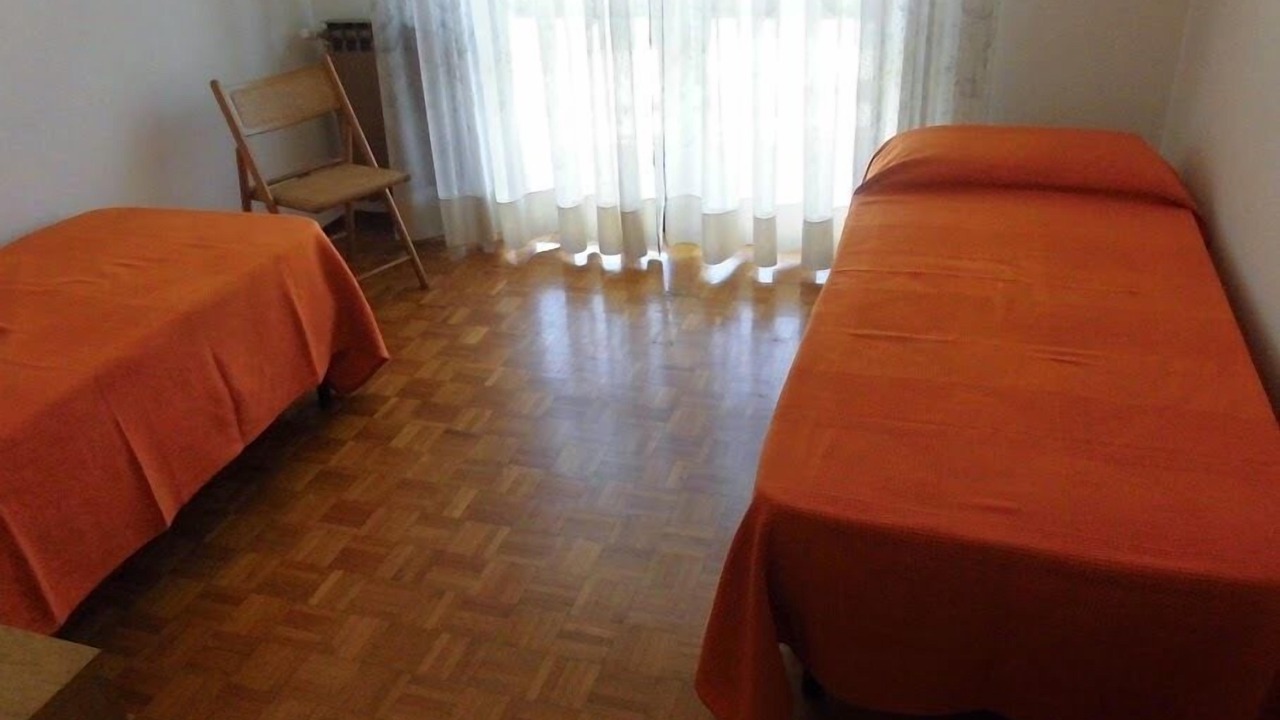 Photo of Bedroom in Nus