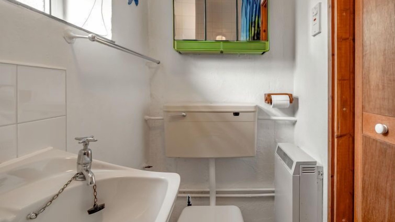 Photo of Bathroom in Gorran Haven