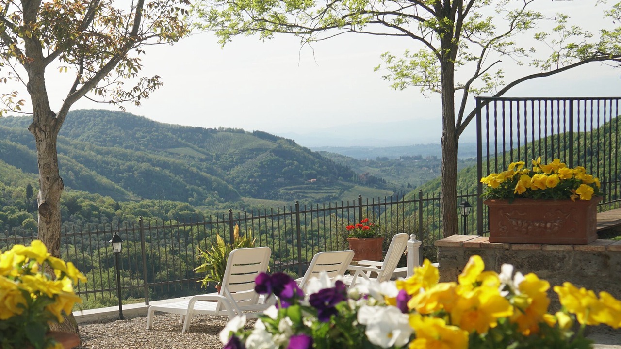 Photo of Patio Balcony in Poggio Alla Croce