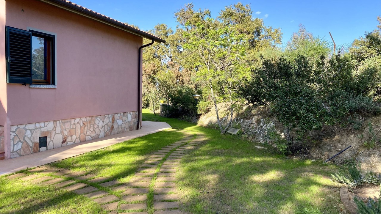Photo of Outdoor in Naregno