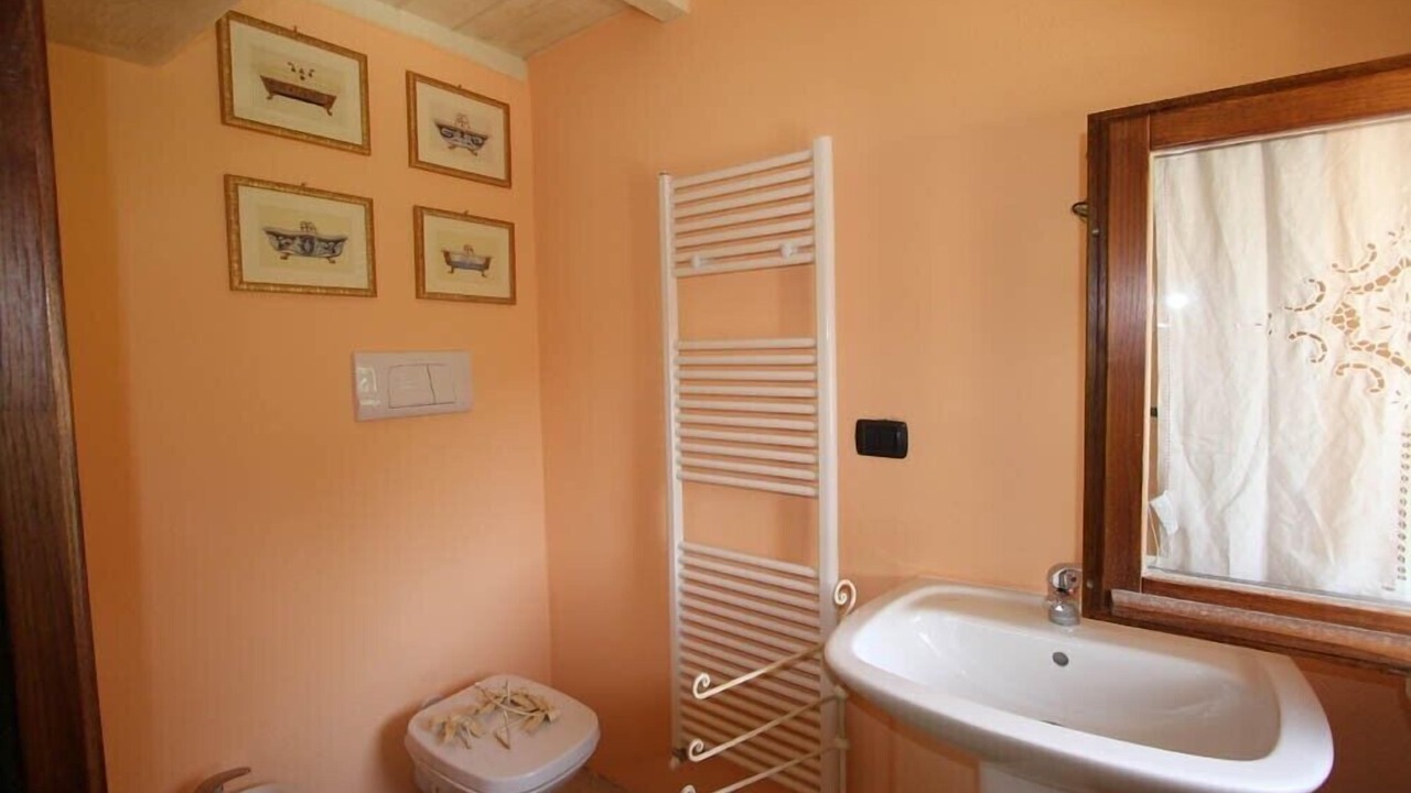 Photo of Bathroom in Baiano