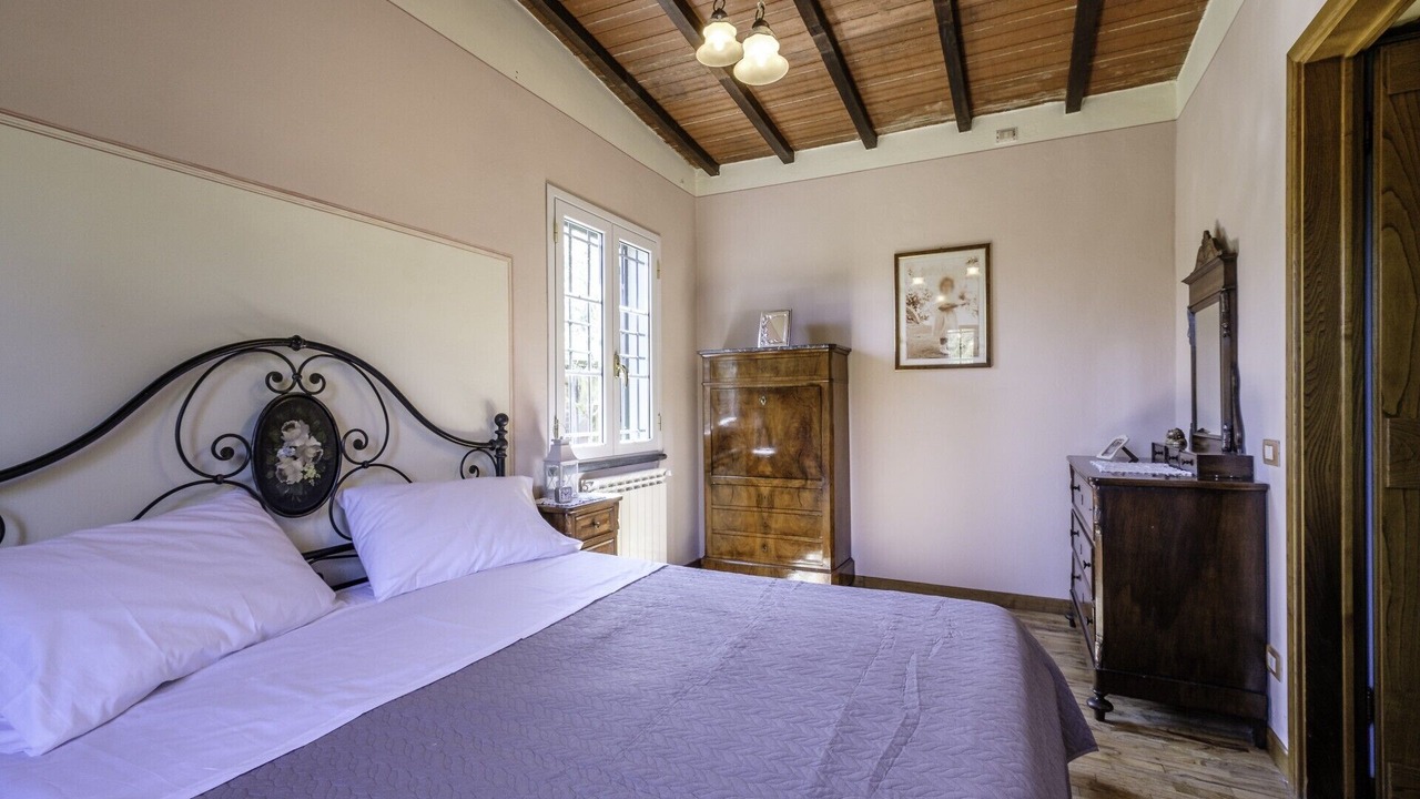 Photo of Bedroom in Villabuona