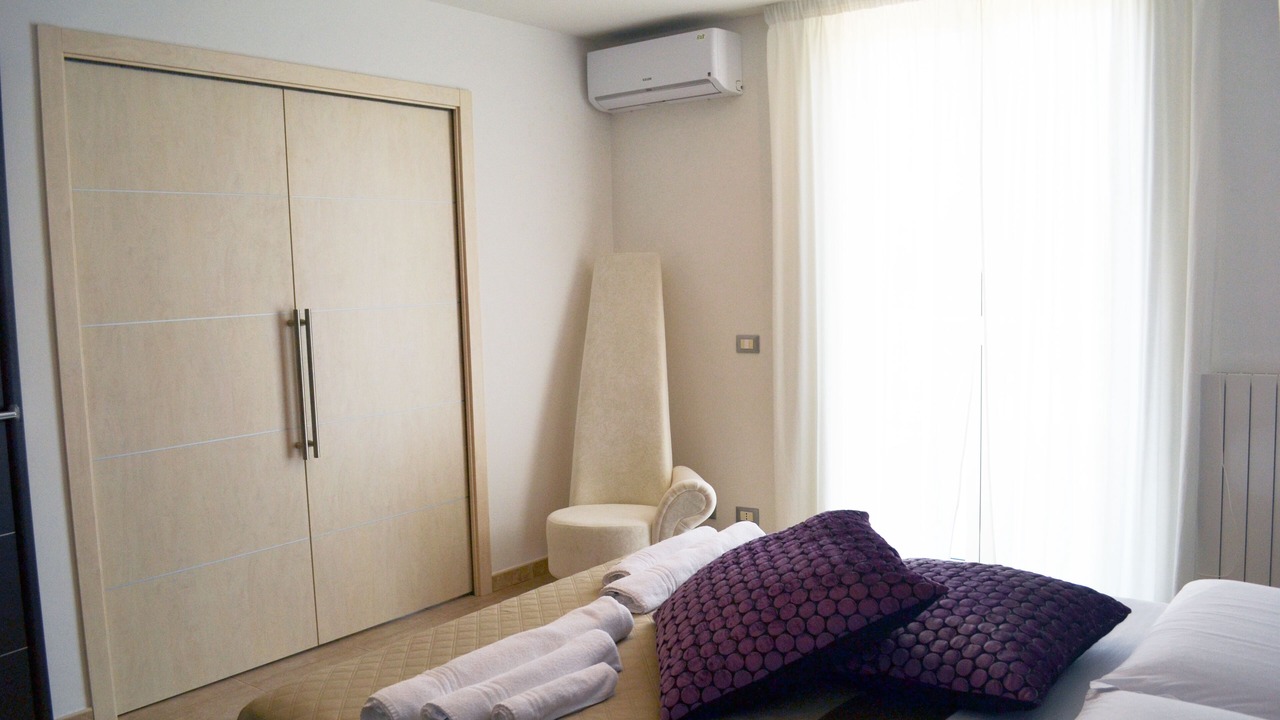 Photo of Bedroom in Patti
